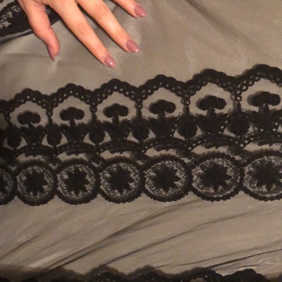 Black lace kimono - Picture 3 of 4